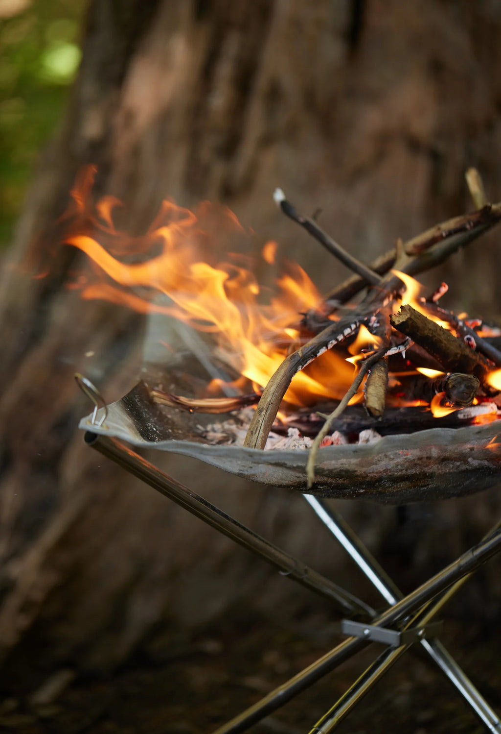 Gentlemen's Hardware: Collapsible Fire Pit