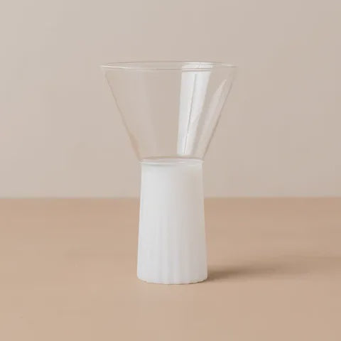 Saarde: Kairos Wine Glass | Opaque White