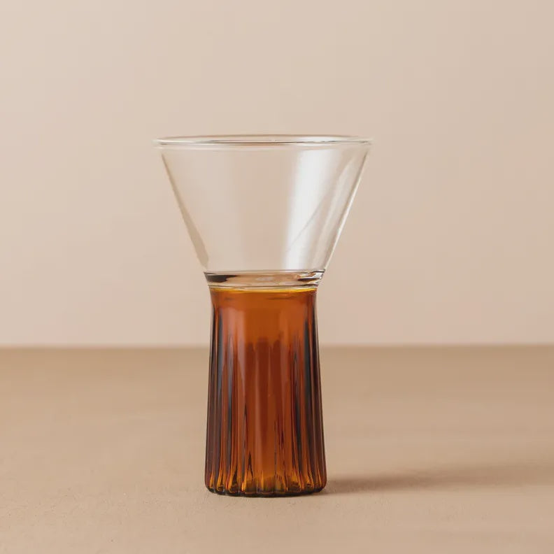 Saarde: Kairos Wine Glass | Clear/Dark Amber